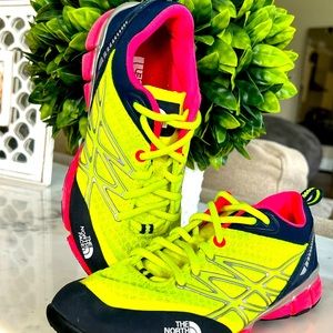 The North Face Ultra Kilowatt Womens Hiking Shoes - Sz 5